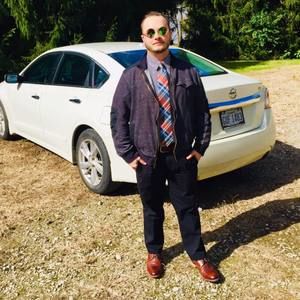 Meet your Posher, Isaac